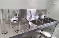 Nouvelle remorque de restauration rapide en acier inoxydable, cuisine mobile, four à pizza, grill, équipement pour glaces, bonbons, chips - résistant à la rouille, usage commercial