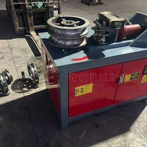 מכונת כיפוף צינורות הידראולית CNC אוטומטית חשמלית בעלת דיוק גבוה, לכיפוף צינורות נירוסטה בצורת U וצינורות מרובעים, כיפוף 180 מעלות - Product Image 3