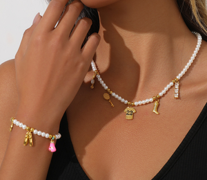 Conjunto de Joyería de Perlas para Mujer, Accesorios Diarios de Lujo Ligero con Dijes de Raqueta de Jersey, Resistentes al Desgaste - Product Image 1