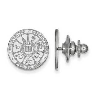 Nhà máy trực tiếp biểu tượng tùy chỉnh men chân bán buôn trống tên thiết kế kim loại bạc huy hiệu - Product Image 1