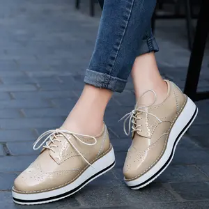 Женская Весенняя повседневная обувь из искусственной кожи на шнуровке; Модная обувь на плоской платформе; Женская обувь с высоким берцем