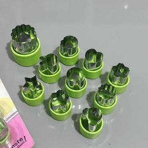 Stainless Steel Fruit Vegetable Cutter <b>Cookie</b> Mold 6-Piece Set Irregular Shapes Baby Food Pasta <b>Tool</b> - Product Image 4