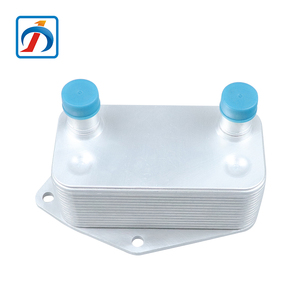 Radiatore Olio Motore E39 per <span class=keywords><strong>BMW</strong></span> Serie 3 <span class=keywords><strong>E46</strong></span> 318d <span class=keywords><strong>320d</strong></span> Serie 5 E39 520d - Ricambi Raffreddamento - Product Image 2