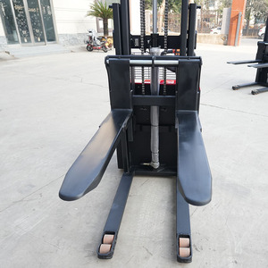 Hot <strong>Sale</strong> CE EPA 1.5ton 2m 3m 5m Lifting Electric Stacker 48V Battery Stacker Truck Factory Agricultural <strong>Forklift</strong> - Product Image 5