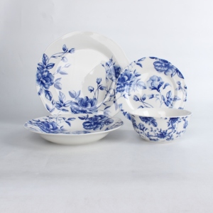 Service de table en <span class=keywords><strong>porcelaine</strong></span> à motif floral Rose de <span class=keywords><strong>Delft</strong></span> bleu et blanc, forme irrégulière - Product Image 2