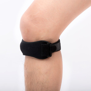 Penyangga lutut Neoprene dapat diatur, penahan penstabil <span class=keywords><strong>Tendon</strong></span> keselamatan kebugaran antilembap untuk pria dan wanita - Product Image 2