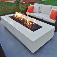 Outdoor-Sofa-Set mit Feuertisch, Maßgefertigte Gartenmöbel, Terrassen-Feuerstelle, Pool-Feuerschale