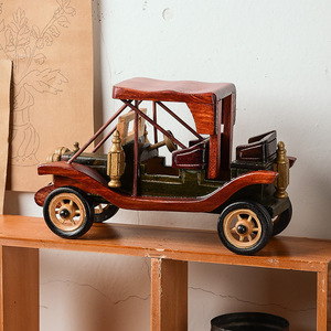 Modello di auto d'epoca <span class=keywords><strong>in</strong></span> <span class=keywords><strong>legno</strong></span> intagliato a mano elegante incisione artigianale per uso domestico Vintage decorazioni Creative per la casa - Product Image 3