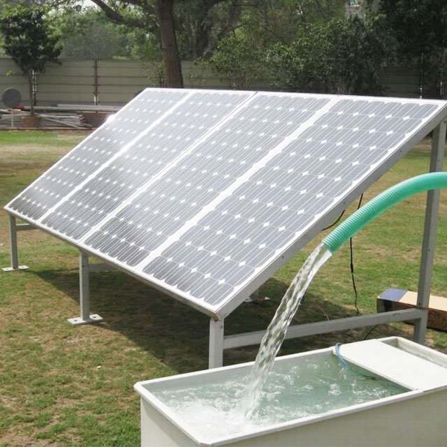 Комплект водяного насоса с солнечной панелью Deep well