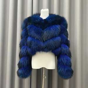 Женская зимняя куртка с мехом енота - Product Image 5