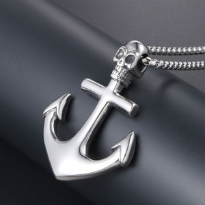 Collar de ancla de barco de viento de la Marina supergenial para hombres europeos y americanos, colgante de acero de titanio con gancho curvo suave para hombres - Product Image 1