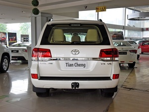 Toyota Land Cruiser 2016 Usada, 4.0L, 4x4, SUV, Automática, Gasolina, Volante a la Izquierda, con Techo Solar Eléctrico, Todoterreno - Product Image 5