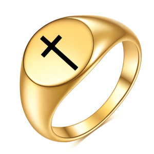 Anillo de acero inoxidable redondo de 12mm con cruz grabada con láser retro para mujer, joyería de uso diario, color dorado - Product Image 1