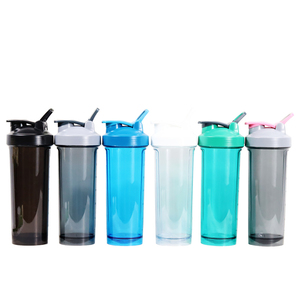 Wholesale Wholesale <b>Shaker</b> <b>Bottle</b> Gym Sports Club Water Drinking <b>Bottles</b> for Workout - Product Image 1
