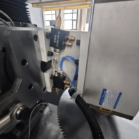 Machine de fraisage CNC 5 axes haute précision OUWO pour le traitement des profilés de portes et fenêtres en aluminium