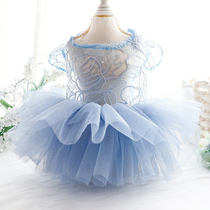 Robe d'été fine pour chien, style princesse, en dentelle bouffante bleu brumeux, pour petits chiens, design mignon toutes saisons - Product Image 3
