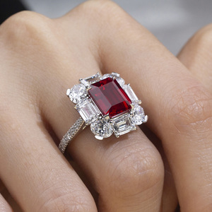 Anillo de Moda Messi Jewelry MSR-1772 PT950 con Zafiro Rojo en Forma de Esmeralda, Anillo con Gema Roja, Anillo de Compromiso - Product Image 5