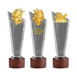Desain baru kosong kaca kristal piala emas naga hadiah bisnis souvenir penghargaan plak