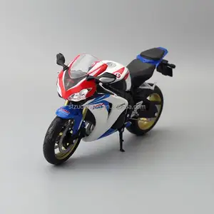 CBR1000RRR แข่งรถมอเตอร์ไซด์อัลลอยหล่อแบบจำลองคอลเล็คชั่นแบบเลื่อน1:12