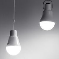 Ampoule solaire améliorée pour extérieur, étanche, avec crochet, câble de 3 m, ampoule DC avec panneau solaire, ampoule solaire pour usage domestique, nouveau design