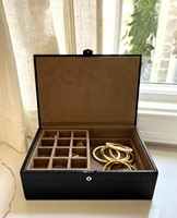 Boîte de rangement de bijoux en cuir gaufré de luxe, boîte à bagues peinte à l'ancienne, boîte à bracelets et colliers en tissu marron personnalisée, emballage de rangement
