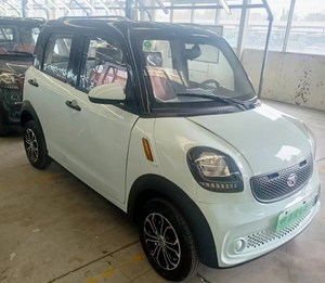 Voiture électrique miniature Small Ant, neuve, 0 km, véhicule à énergie automatique avec <span class=keywords><strong>3</strong></span> <span class=keywords><strong>portes</strong></span>, 4 sièges pour une utilisation domestique - Product Image 2