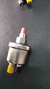 Capteur de niveau d'huile moteur 6BT 5.9 3846N-010-B2 3846N-010-C1 3967251 5368310 pour - Product Image 2