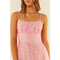 ENYA OEM ODM Femmes Slip Robe Romantique Silhouette Coupe Jupe Complète Robe à Bretelles Décolleté Doux Pur Lin Soirée Événement Filles Robe