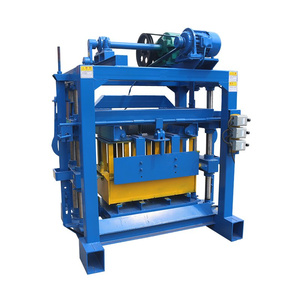 Máquina <span class=keywords><strong>para</strong></span> Fabricar <span class=keywords><strong>Bloques</strong></span> <span class=keywords><strong>de</strong></span> Hormigón Huecos, Tipo Pequeño QTJ4-40 - Product Image 2