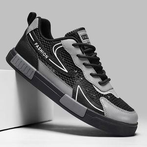 Chaussures de marche en maille tendance à lacets, bout rond, semelle extérieure en caoutchouc respirante, style toutes saisons - Product Image 3