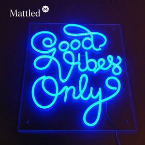 Letrero LED de Neón 'Good Vibes Only', Decoración de Pared Estética, Acrílico Rosa Regulable, Listo para Enviar, para Dormitorio, Sala de Estar, Oficina en Casa - Product Image 4