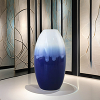 Vase en céramique moderne pour la maison Design Art déco élégant pour le salon Décoration de table en porcelaine de style rustique et simple