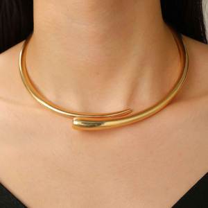 European American Punk Style Women's Personalized Geometric Gold Plated Alloy Bezel Setting Wide-Faced Collar Fashion Bangles - Product Image 6