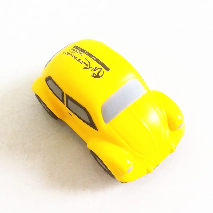 Mini juguete de espuma de PU coche amarillo pelota anti-estrés transporte bola
