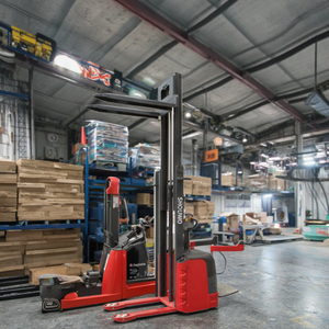 מערם חשמלי מעבר צר מתמחה במחסנים מפעלים וסדנאות לטיפול מזרן וערימה - Product Image 6