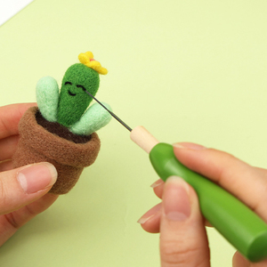 <span class=keywords><strong>Feutre</strong></span> de laine piquer à la main laine bricolage poupée ornements champignon plante succulente série matériel paquet - Product Image 4