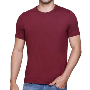 Elegante camiseta informal sólida para hombre con ajuste cómodo para uso diario en tela de algodón suave Ideal para verano y moda al aire libre - Product Image 3