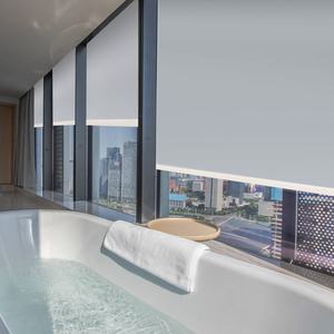 Stores à enrouleur Zip Track avec <span class=keywords><strong>manivelle</strong></span> pour patio extérieur, solution d'ombrage coupe-vent - Product Image 2