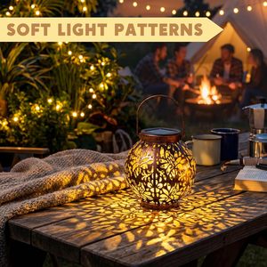 Lámpara Solar LED Decorativa de Metal, Impermeable, Colgante o de Mesa, con Asa, Estilo Marroquí, para Exteriores y Patio - Product Image 3
