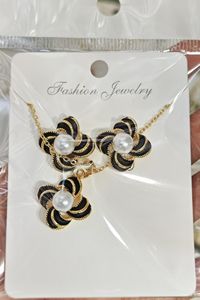 Conjuntos nupcial de joyería fina de flor giratoria INS, collar de perlas chapado en oro, pendientes, joyería roja negra para mujer - Product Image 5