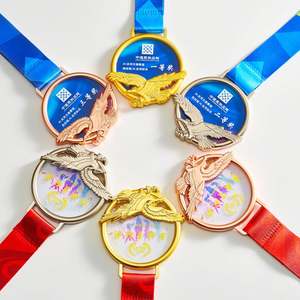 Medalla Deportiva de Cristal 3D Personalizada, Chapada en Oro, Plata o Bronce, con Grabado Láser para Torneos, Venta al Por Mayor OEM - Product Image 4