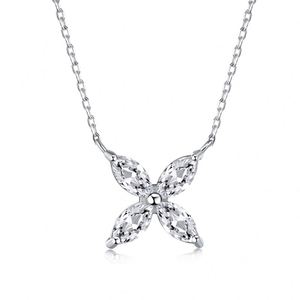 Collar Dylam Dainty de Plata de Ley 925 con Baño de Rodio y Oro de 18K, Cadena de Eslabones con Colgante de Mariposa Marquise y Circonita 5A para Mujer - Product Image 1