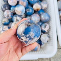 Vente en gros d'artisanat en cristal Pierres de guérison Boules d'agate fleur polie naturelle Sphère d'agate fleur de cerisier bleu pour la décoration