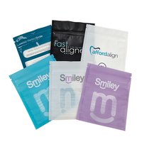 Petite quantité minimale de commande 200 pièces personnalisé un côté clair dents aligneur pochette de qualité médicale petit Mylar aligneur dentaire orthodontique aligneur