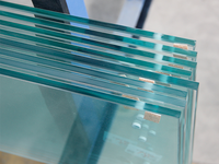 Plaques de verre trempé transparent de 12 mm pour usage industriel et hôtelier, design moderne, haute résistance, garantie à vie - Fournisseur B2B