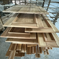 Panneau mural en bois massif personnalisable, panneau de porte d'armoire non peint, panneau de placage intérieur pour la décoration murale intérieure de villa