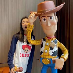 Fábrica personalizada tamaño real resina grande película estatua escultura hogar interior decoración arte figura fibra de vidrio juguete figura estatuas - Product Image 4