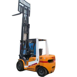 Chariot élévateur diesel d'occasion TCM 3 tonnes, 3m-4.5m, bon état, prix bas, origine Japon, garantie 1 an, boîte de vitesses, moteur, pompe, roulement - Product Image 1