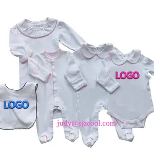 定制皮科特装饰婴儿服装白色空白字母组合刺绣婴儿连裤新生白色男女通用婴儿服装套装