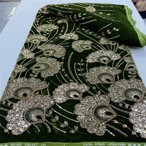 Tissus en dentelle perlée à sequins du Nigeria – Dentelle douce de haute qualité pour robes de mariée nigérianes et tenues de soirée - Product Image 4